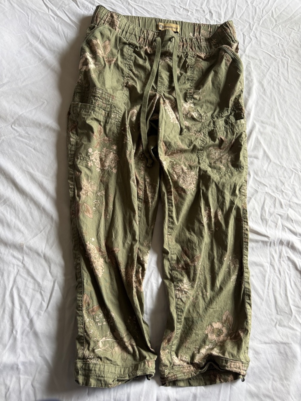 Democracy- Women’s Green Floral Pants